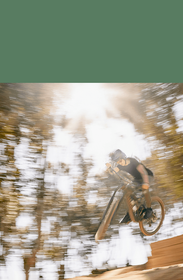 山も街も趣味になる一台を